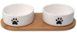 Dog Fantasy 2 keramikiniai dubenėliai su neslystančiu bambukiniu stovu, 400ml (balta/juoda)